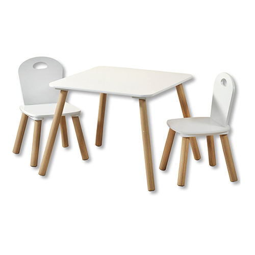1 vaikiškas stalas su 2 kėdėmis; baltos spalvos FSC