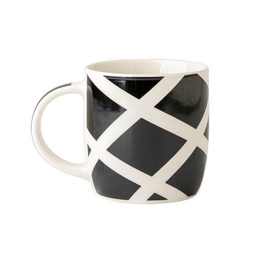 Kavos puodelis, porcelianas, rombas