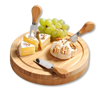 Cheese cutting board with cutlery